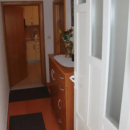 Apartments Tucepi * Tucepi