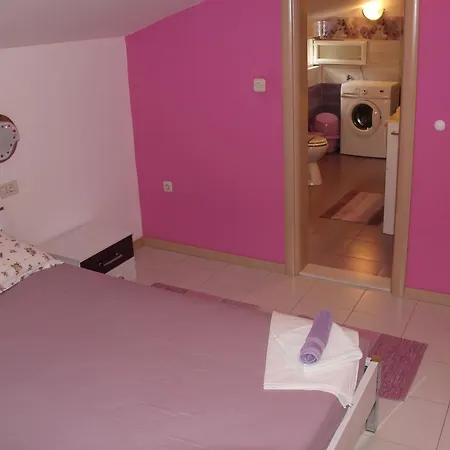 Apartments Tucepi *